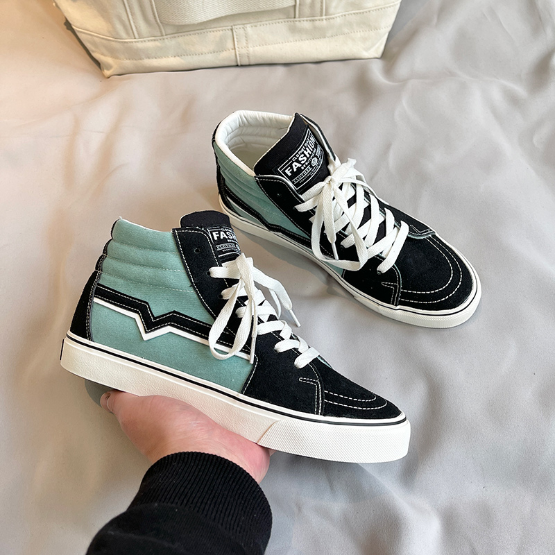 أحذية رياضية عالية الرقبة بتصم - مراجعة Vans Shoes Authentic وسعره