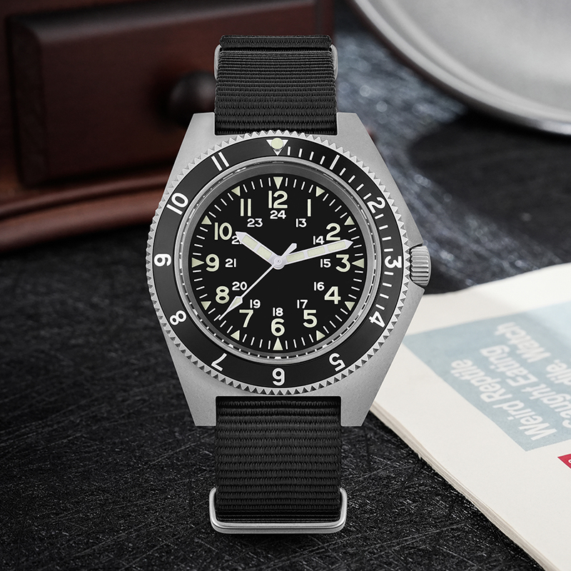 Watchdives WD1972 ساعة كوارتز  - مراجعة Men'S Fashion Box وسعره